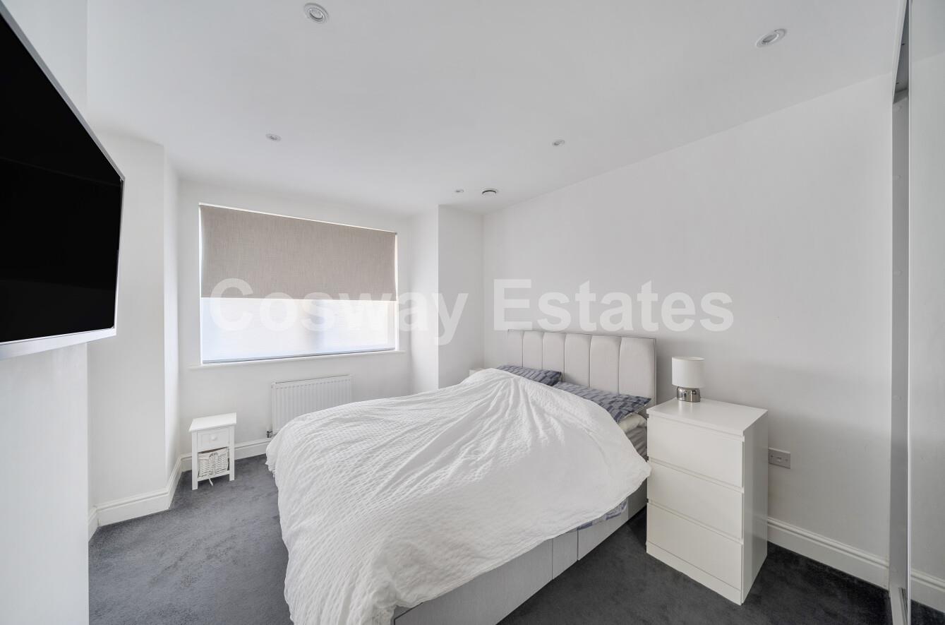 Rosebery Place, Mill Hill, NW7, London